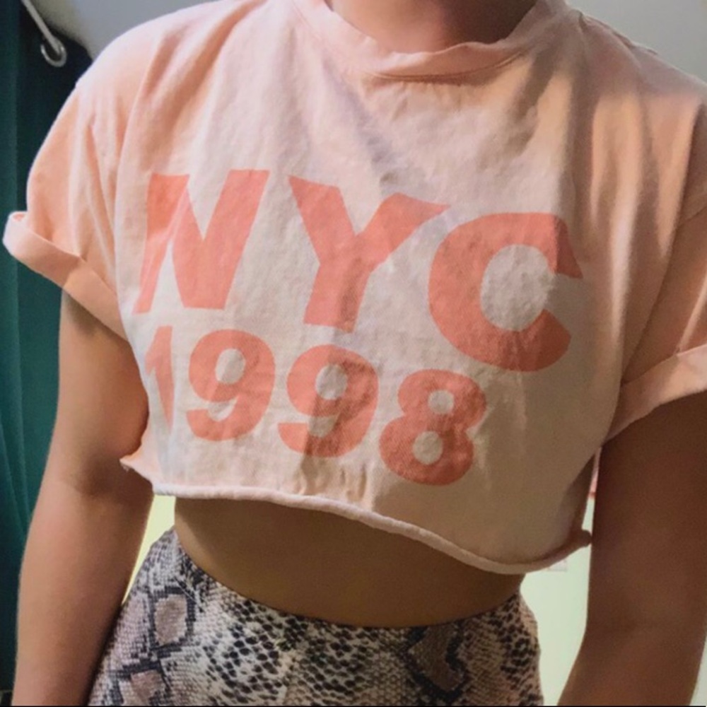 cropped top - Picture 1 of 1
